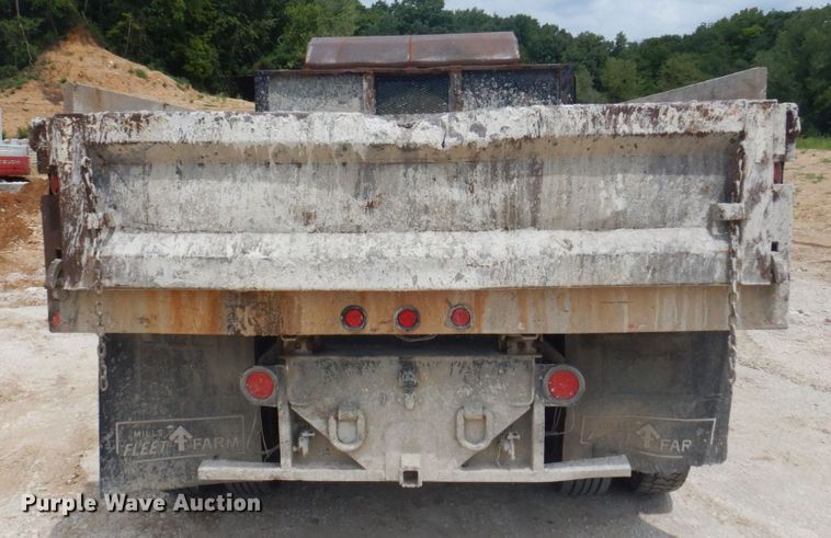 image for item DP5658 1997 Chevrolet C7500  dump truck