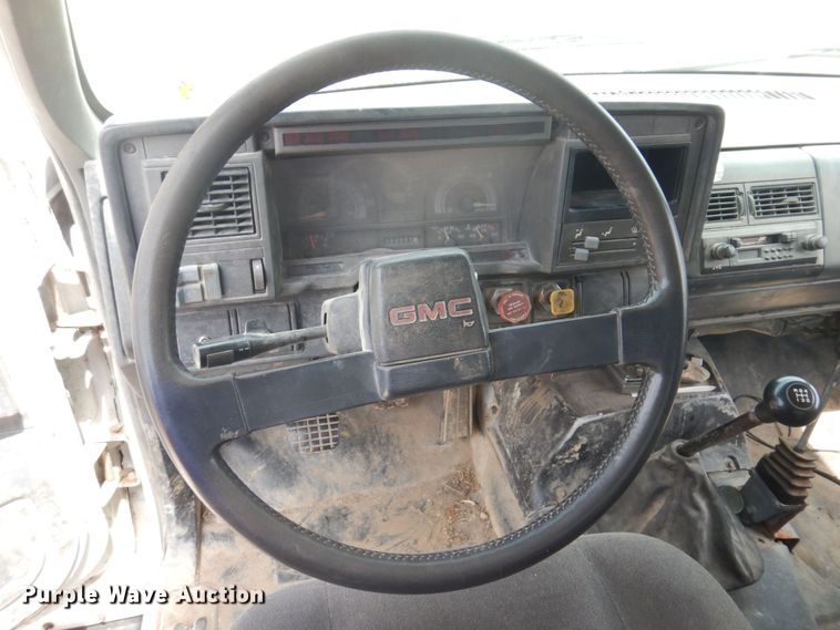 image for item DP5658 1997 Chevrolet C7500  dump truck