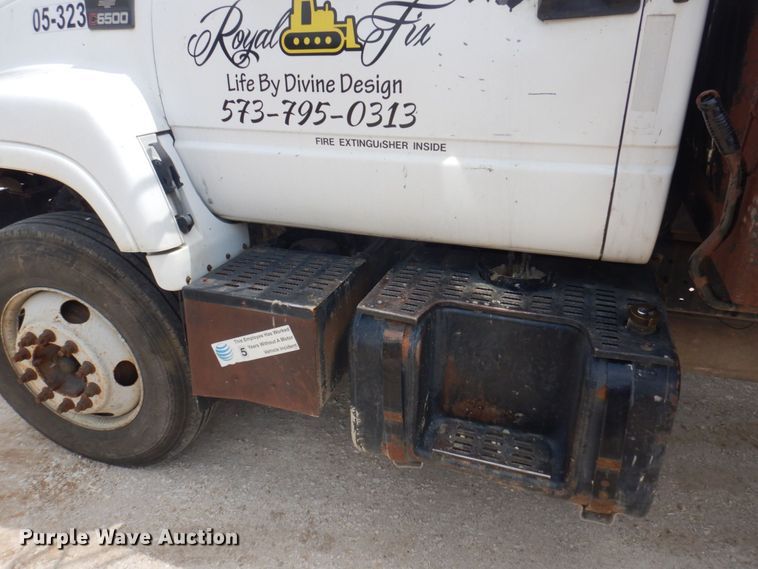 image for item DP5658 1997 Chevrolet C7500  dump truck