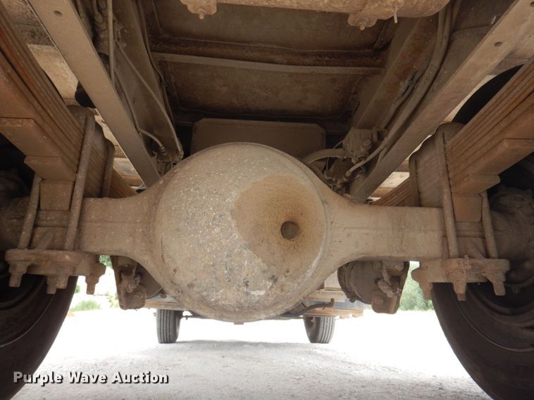 image for item DP5658 1997 Chevrolet C7500  dump truck