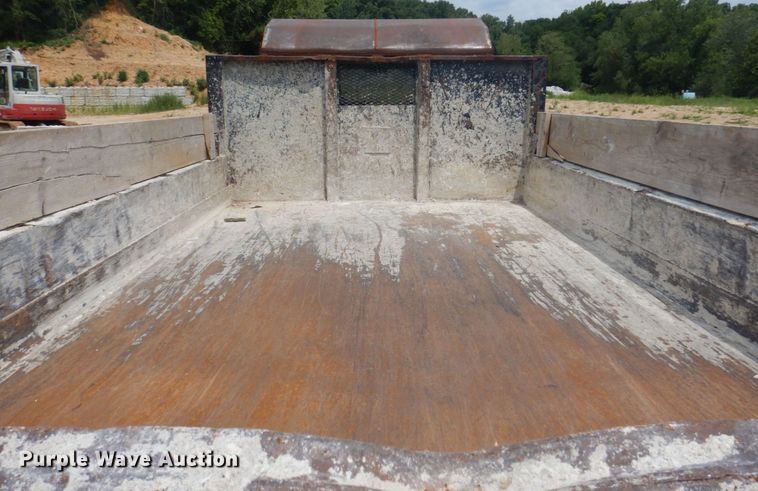 image for item DP5658 1997 Chevrolet C7500  dump truck