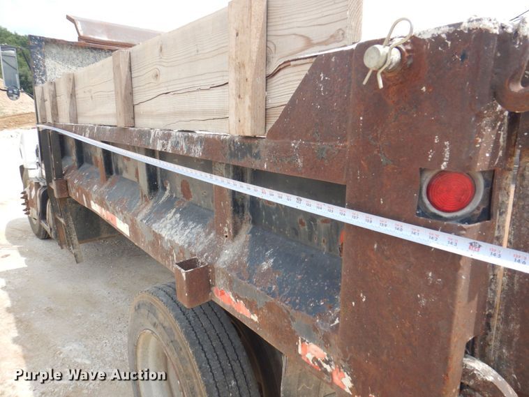 image for item DP5658 1997 Chevrolet C7500  dump truck