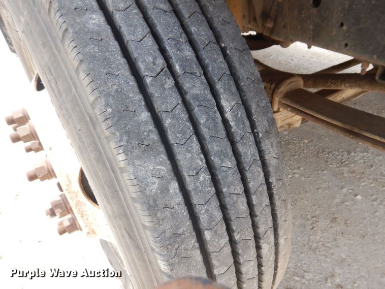 image for item DP5658 1997 Chevrolet C7500  dump truck