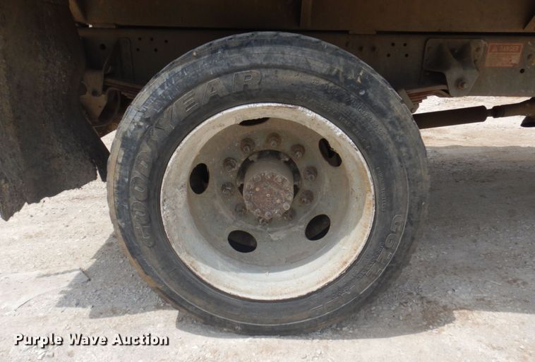 image for item DP5658 1997 Chevrolet C7500  dump truck