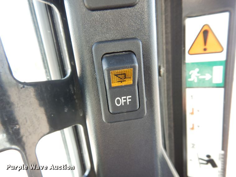 image for item DR1284 2012 Bobcat A770  skid steer loader