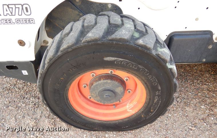 image for item DR1284 2012 Bobcat A770  skid steer loader