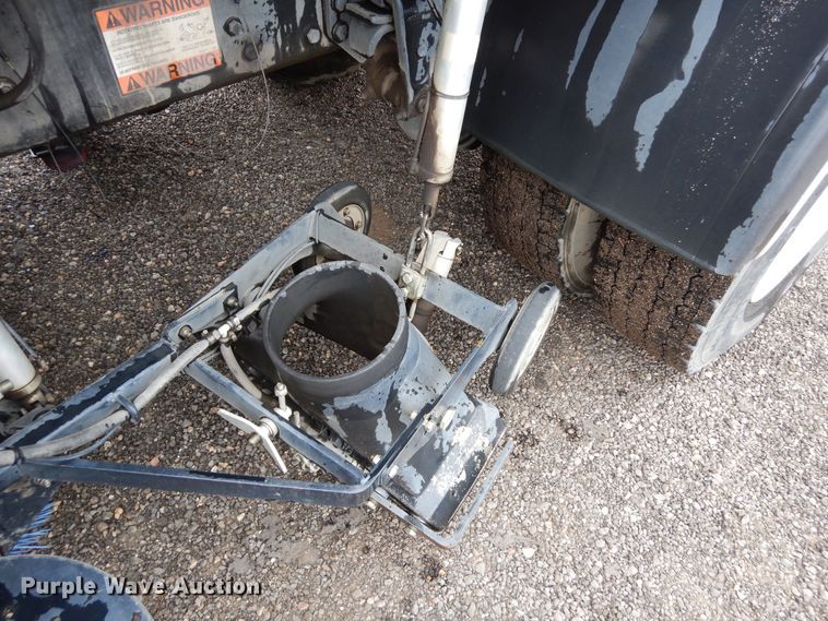 image for item DR1311 2003 Freightliner FC70  street sweeper truck