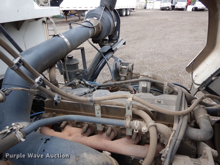 image for item DR1311 2003 Freightliner FC70  street sweeper truck