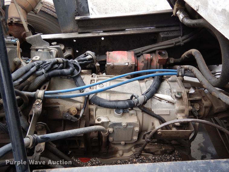 image for item DR1311 2003 Freightliner FC70  street sweeper truck