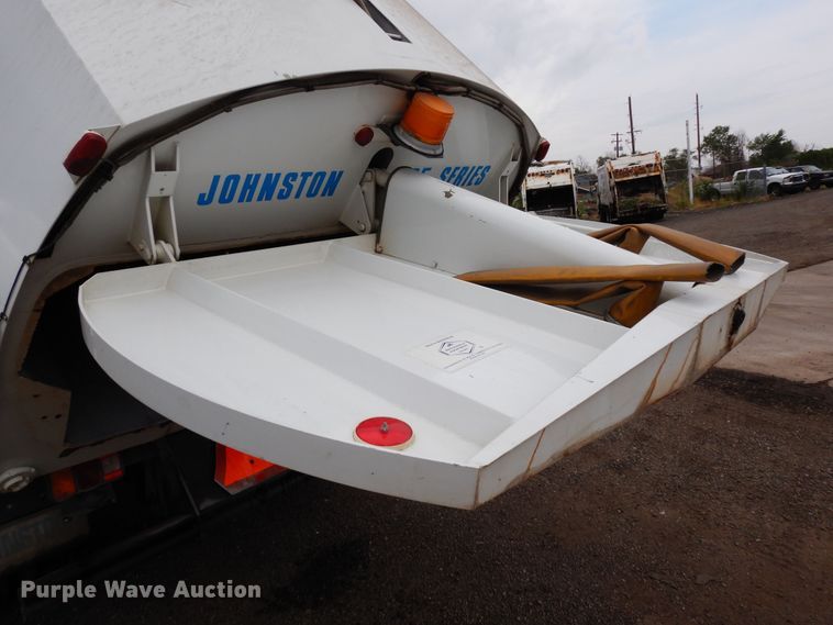 image for item DR1311 2003 Freightliner FC70  street sweeper truck