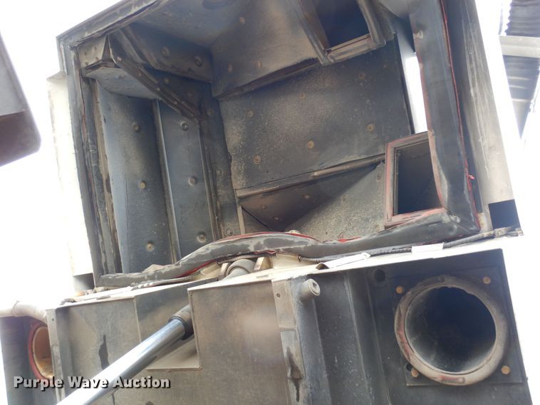 image for item DR1311 2003 Freightliner FC70  street sweeper truck