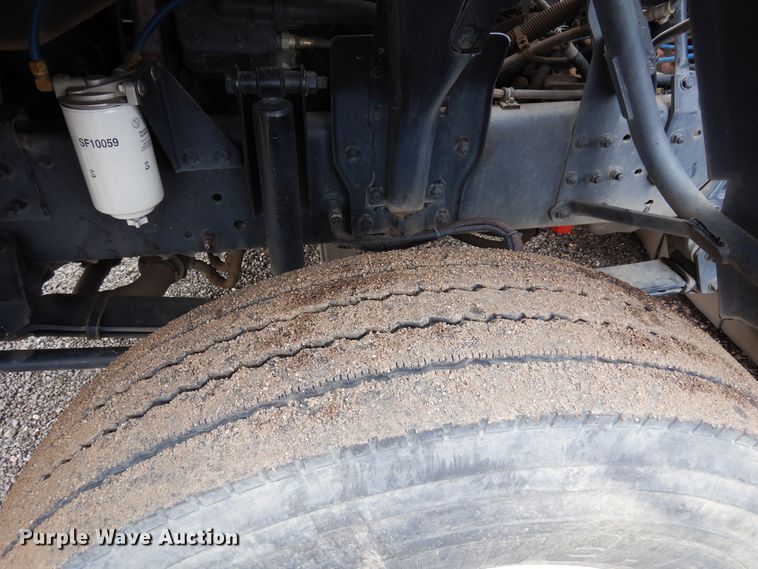 image for item DR1311 2003 Freightliner FC70  street sweeper truck