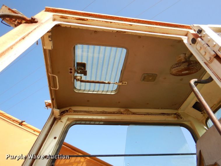 image for item DR1945 1994 Hyundai Robex 320LC  excavator