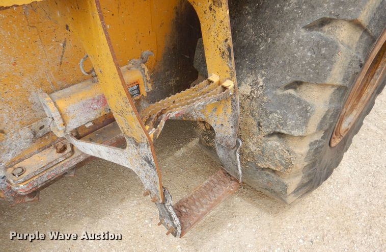 image for item DS8126 2011 John Deere 644K  high lift wheel loader