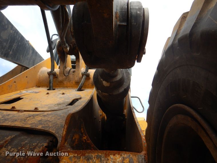 image for item DS8126 2011 John Deere 644K  high lift wheel loader