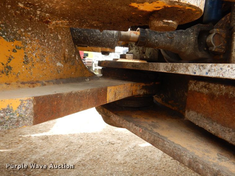 image for item DS8126 2011 John Deere 644K  high lift wheel loader