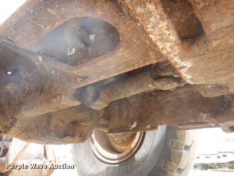 image for item DS8126 2011 John Deere 644K  high lift wheel loader