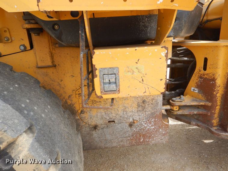 image for item DS8126 2011 John Deere 644K  high lift wheel loader