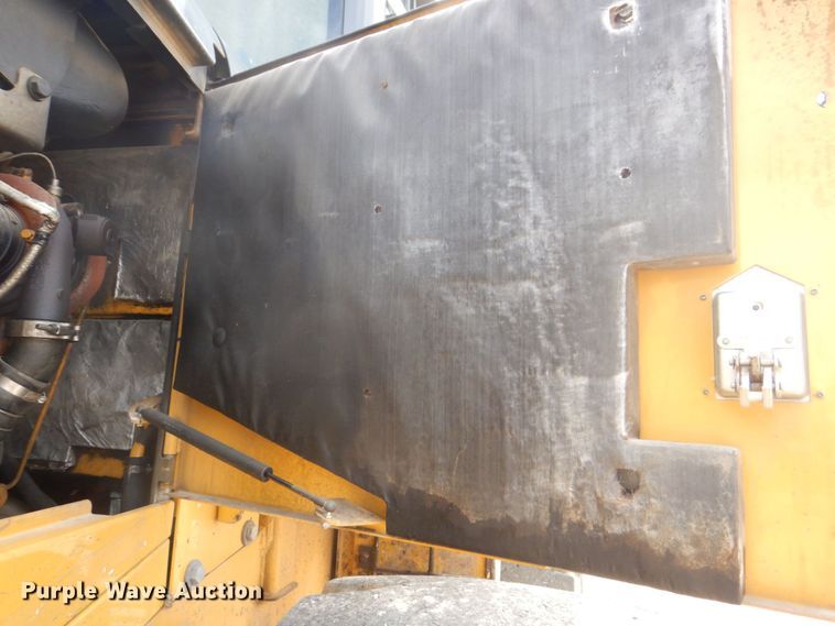 image for item DS8126 2011 John Deere 644K  high lift wheel loader