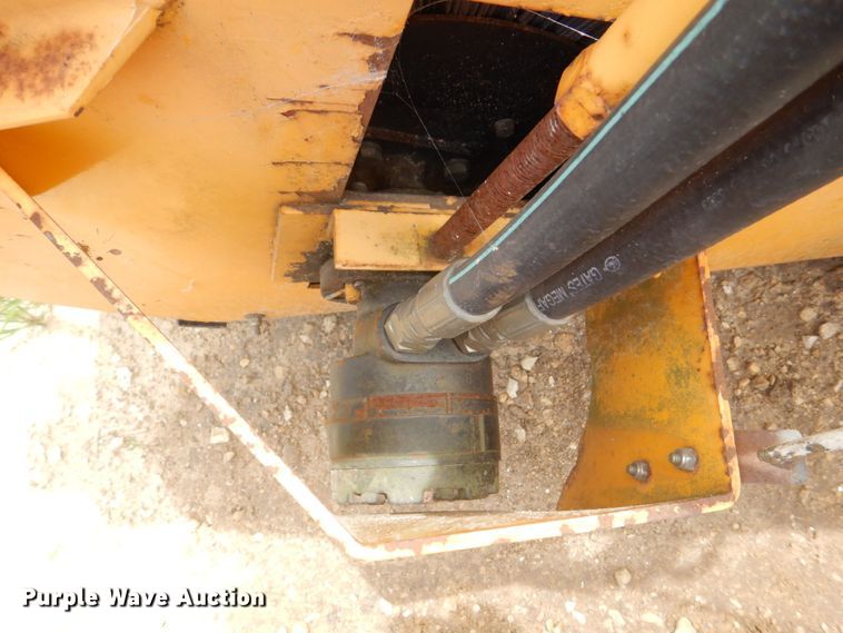 image for item DS8127 M-B  wheel loader broom