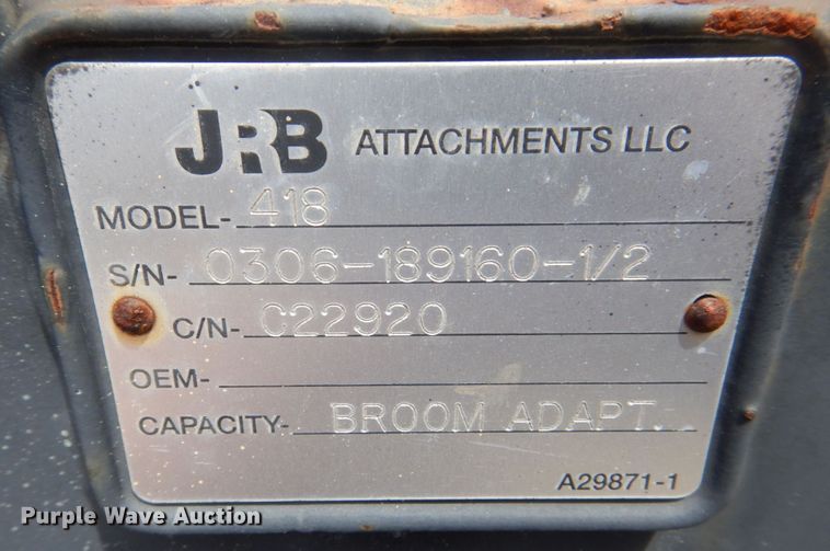 image for item DS8127 M-B  wheel loader broom