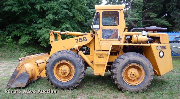 image for item DS8144 Clark 75B  wheel loader