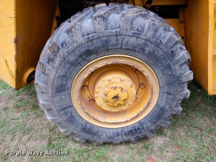image for item DS8144 Clark 75B  wheel loader