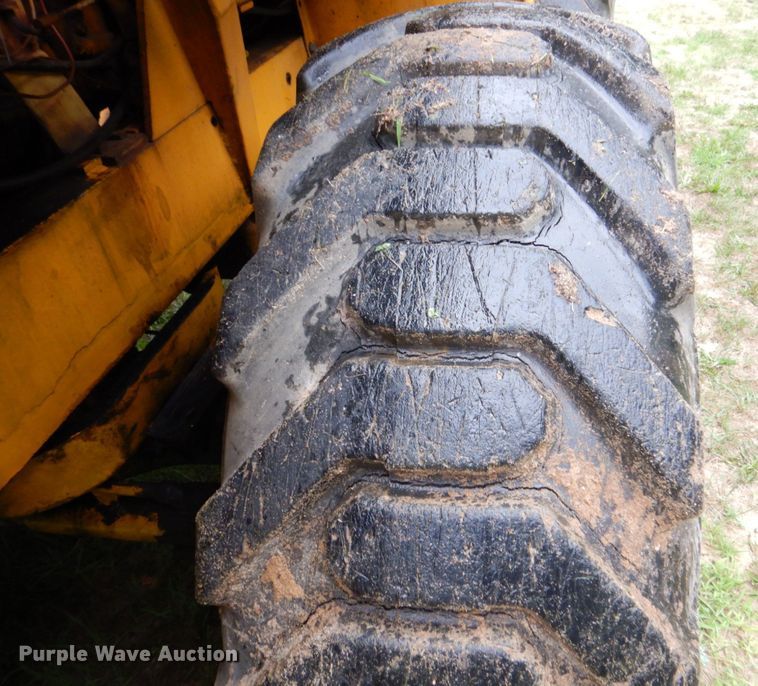image for item DS8144 Clark 75B  wheel loader