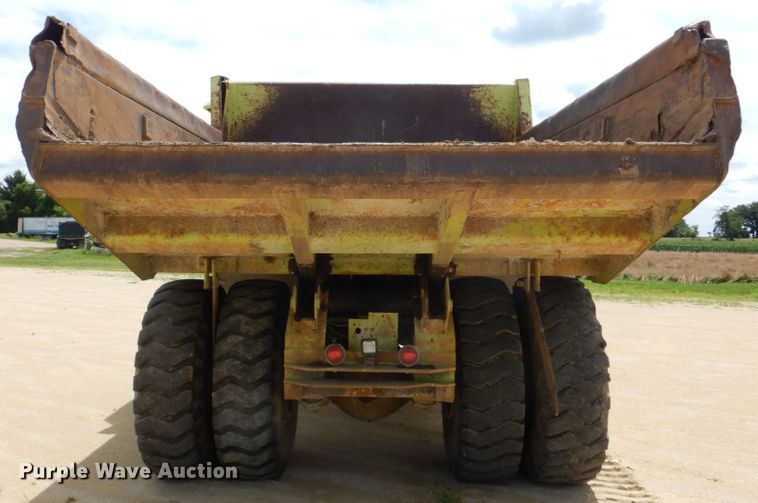 image for item DS8146 1980 Euclid 205FD  haul truck