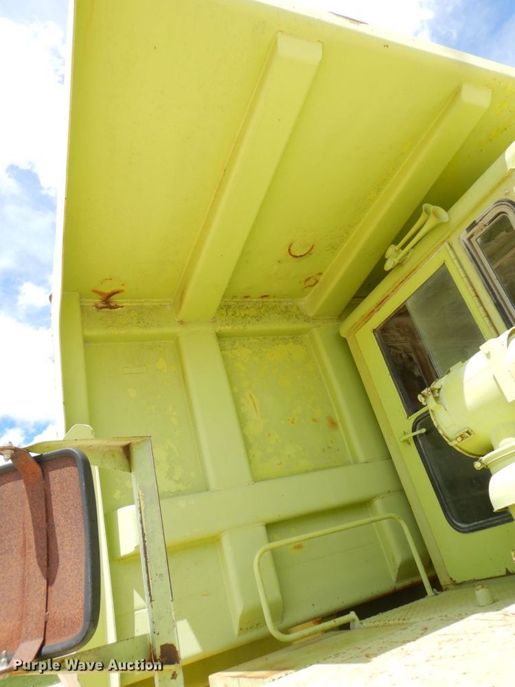 image for item DS8146 1980 Euclid 205FD  haul truck