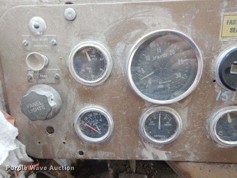 image for item DS8146 1980 Euclid 205FD  haul truck