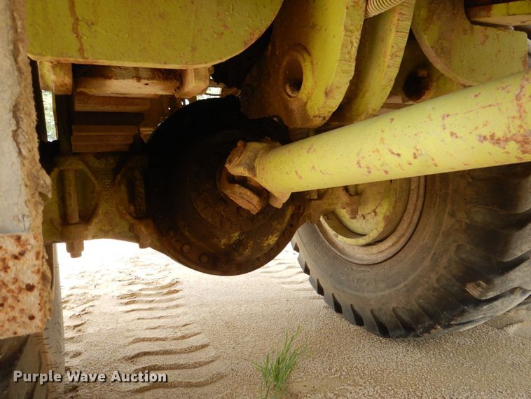 image for item DS8146 1980 Euclid 205FD  haul truck