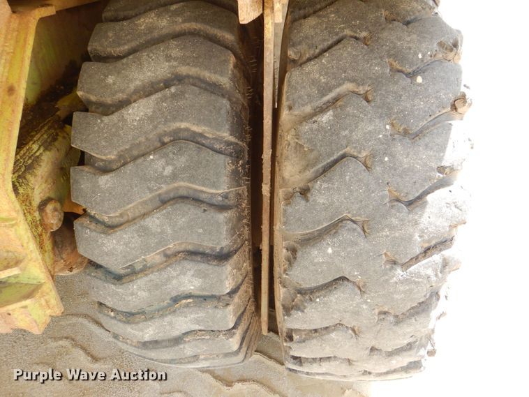 image for item DS8146 1980 Euclid 205FD  haul truck