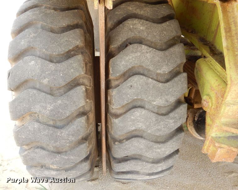 image for item DS8146 1980 Euclid 205FD  haul truck