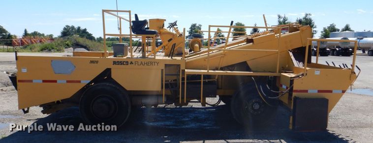 image for item DS8148 1991 Rosco Flaherty SPR-H  chip spreader