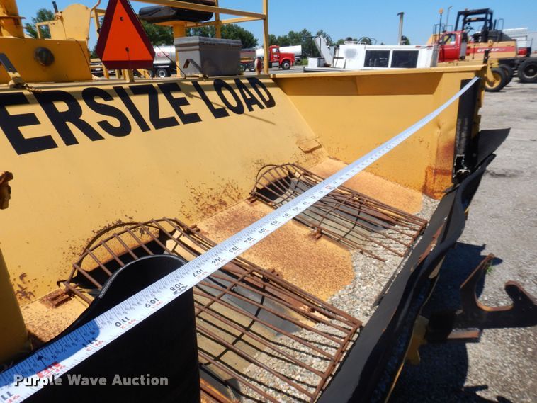 image for item DS8148 1991 Rosco Flaherty SPR-H  chip spreader