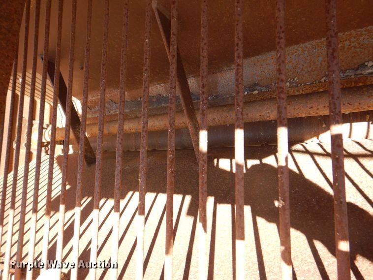 image for item DS8148 1991 Rosco Flaherty SPR-H  chip spreader