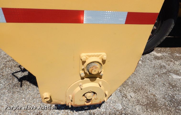 image for item DS8148 1991 Rosco Flaherty SPR-H  chip spreader