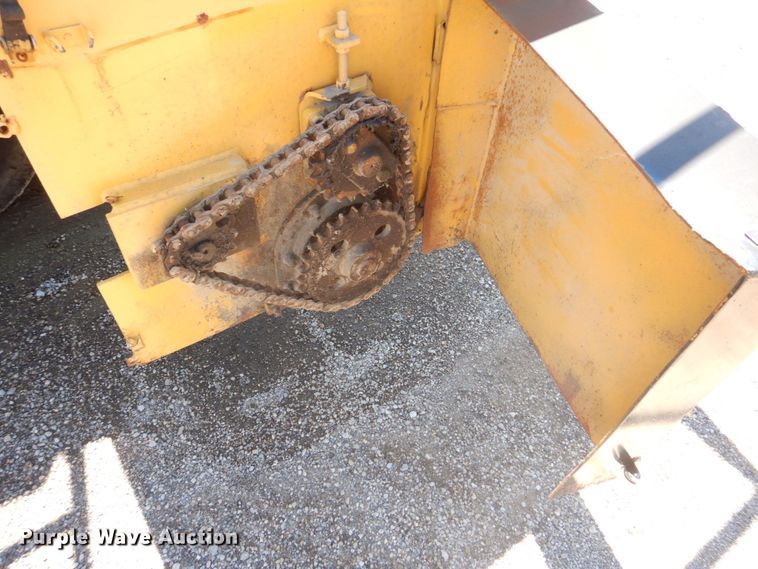 image for item DS8148 1991 Rosco Flaherty SPR-H  chip spreader