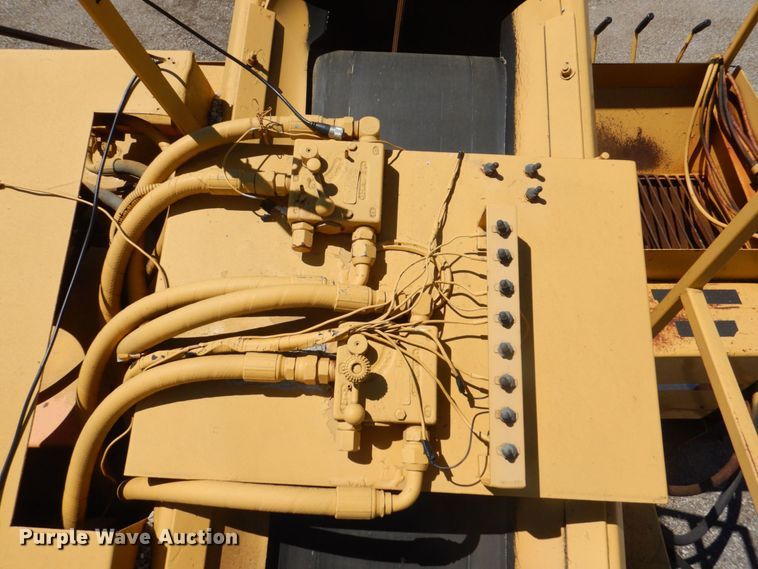 image for item DS8148 1991 Rosco Flaherty SPR-H  chip spreader