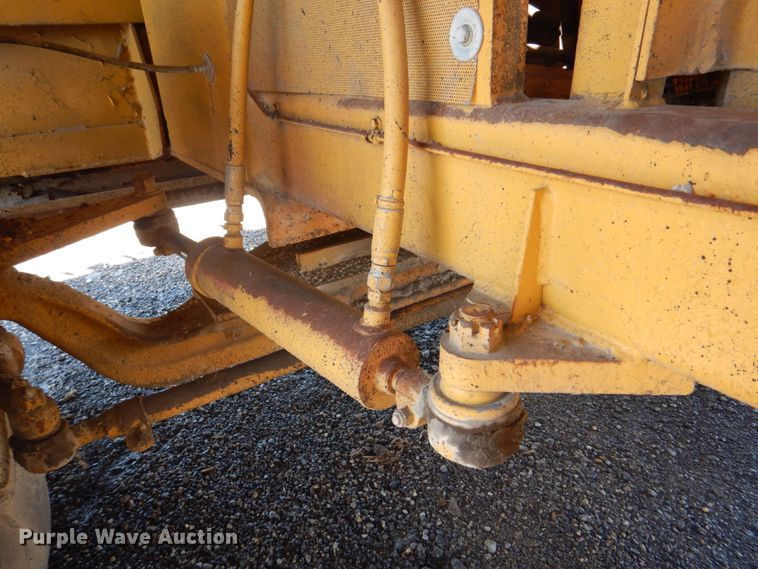 image for item DS8148 1991 Rosco Flaherty SPR-H  chip spreader