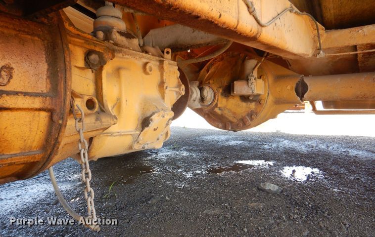 image for item DS8148 1991 Rosco Flaherty SPR-H  chip spreader