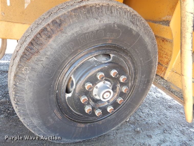 image for item DS8148 1991 Rosco Flaherty SPR-H  chip spreader