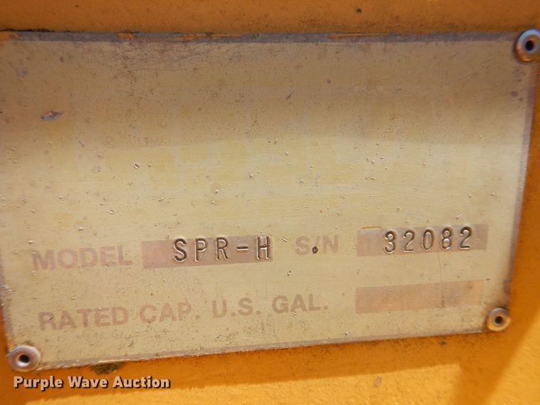 image for item DS8148 1991 Rosco Flaherty SPR-H  chip spreader