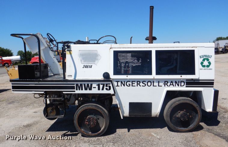 image for item DS8150 1986 Ingersoll Rand MW175  milling machine