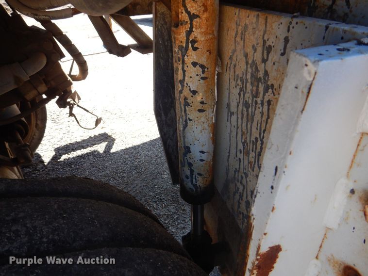 image for item DS8150 1986 Ingersoll Rand MW175  milling machine