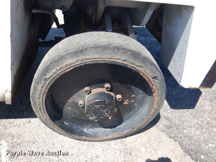 image for item DS8150 1986 Ingersoll Rand MW175  milling machine