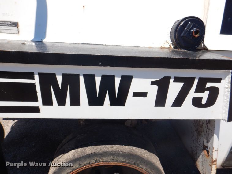 image for item DS8150 1986 Ingersoll Rand MW175  milling machine