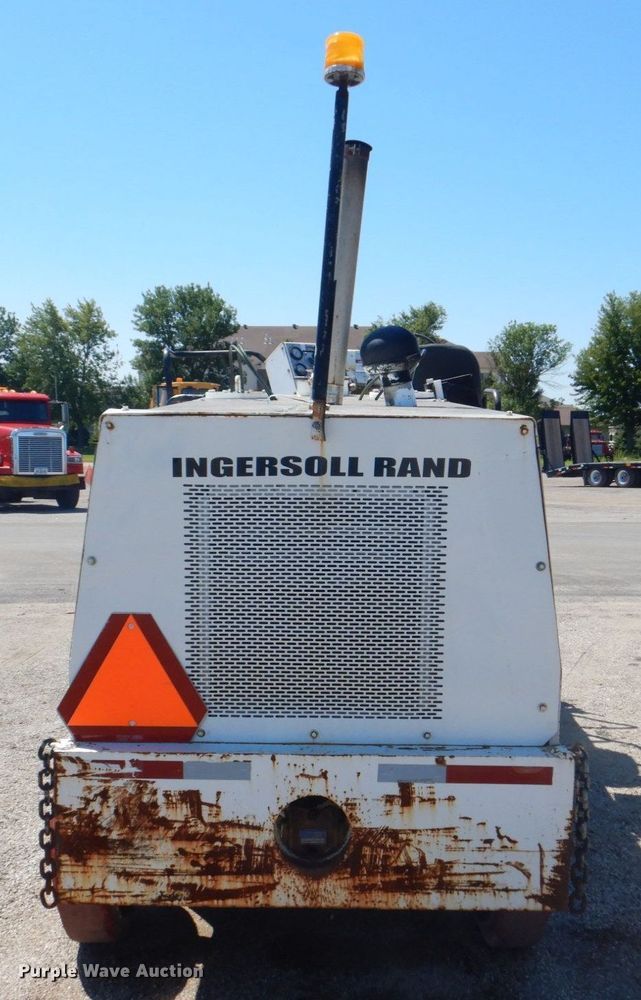 image for item DS8151 1986 Ingersoll Rand MW175  milling machine