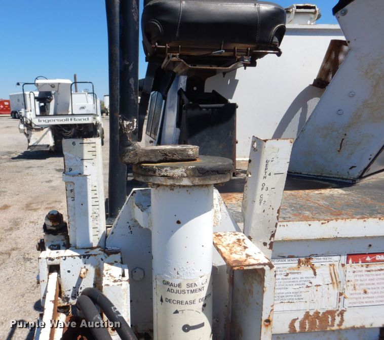 image for item DS8151 1986 Ingersoll Rand MW175  milling machine